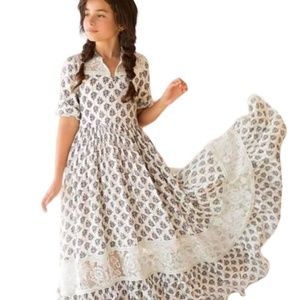 Mia Joy size 8